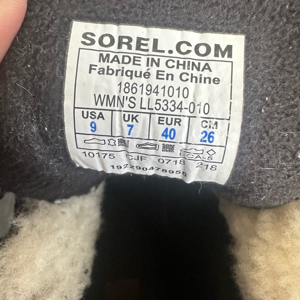 Sorel | Sneakchic Alpine Booties, Cattail Sherpa Size 9 - Picture 9 of 10